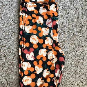LuLaRoe Mickey Leggings